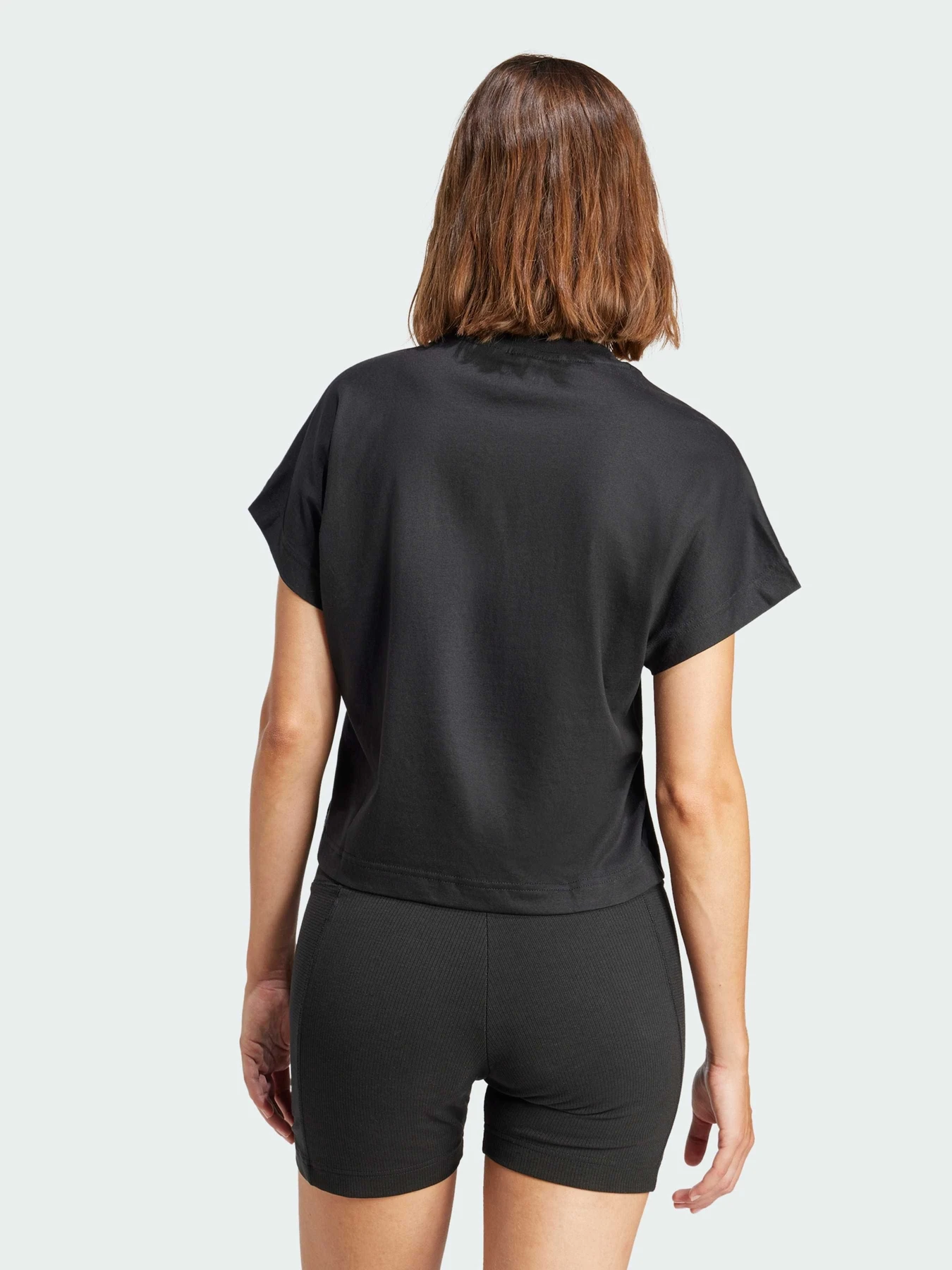 Футболки і поло Adidas модель JJ1235 Футболки і поло Adidas модель JJ1235 Фото