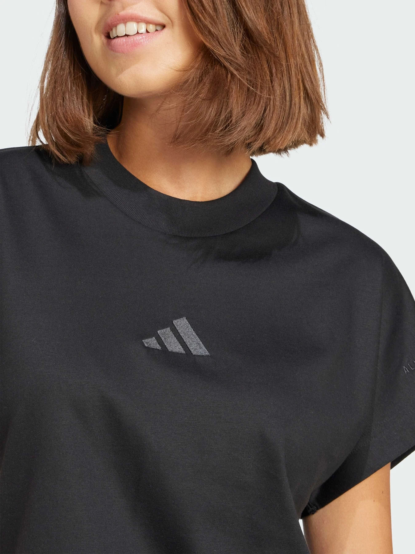 Футболки і поло Adidas модель JJ1235 Футболки і поло Adidas модель JJ1235 Фото