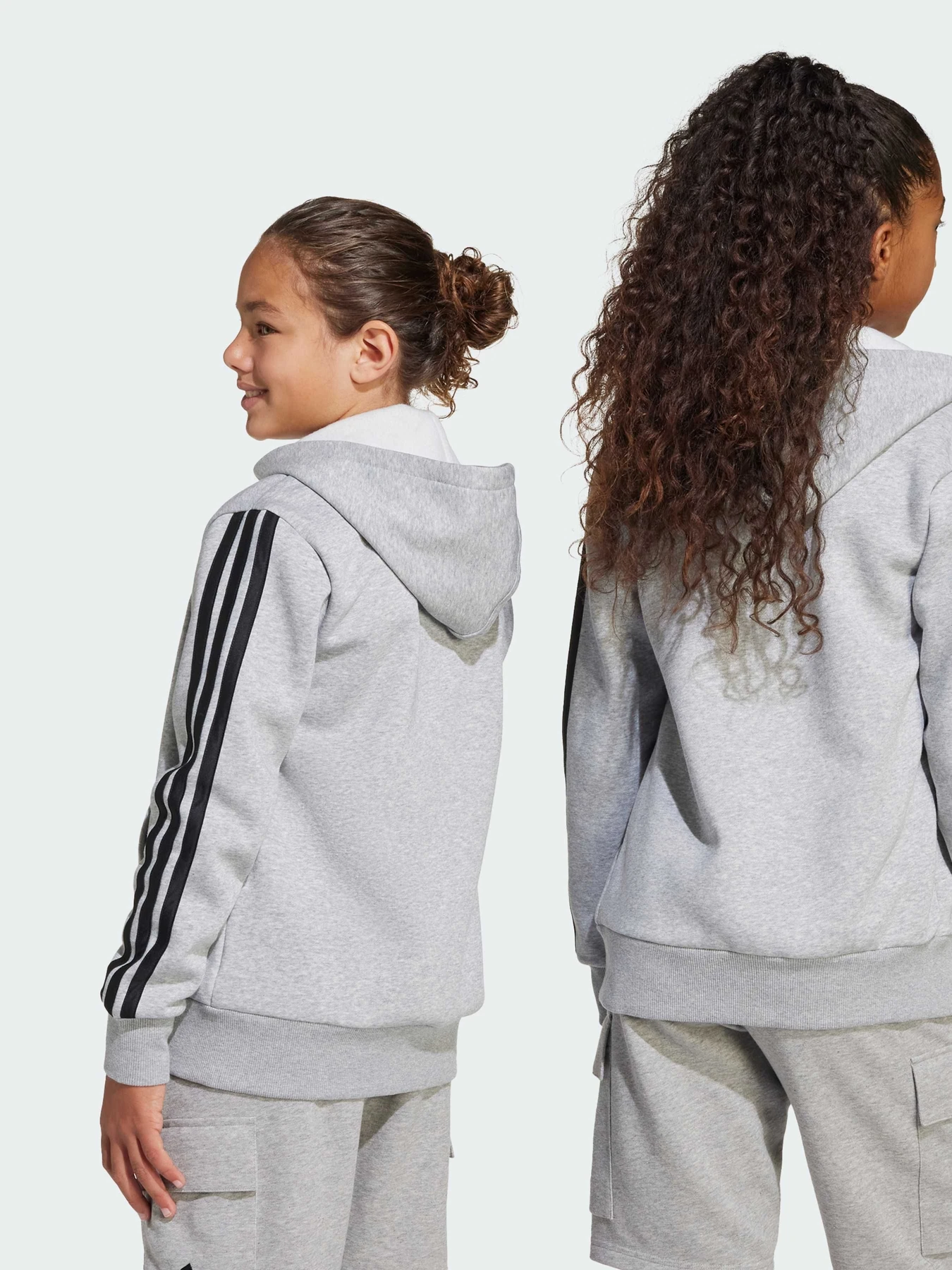 Худи и свитшоты Adidas модель JD6493 Худи и свитшоты Adidas модель JD6493 Фото