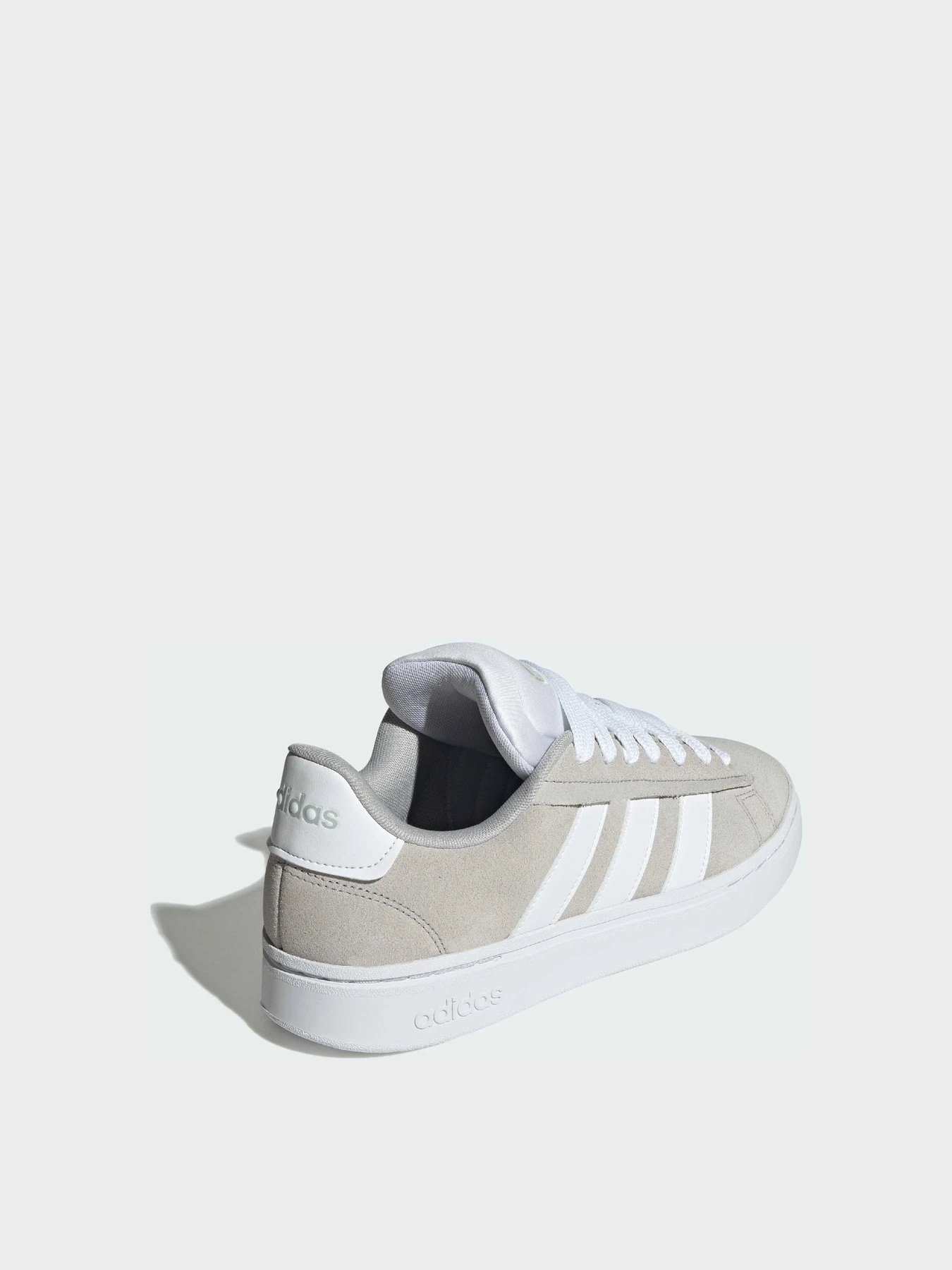 Кроссовки Adidas Grand Court модель JH7234 Кроссовки Adidas Grand Court модель JH7234 Фото