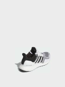 Кроссовки Adidas Ultraboost модель IH4924 Фото
