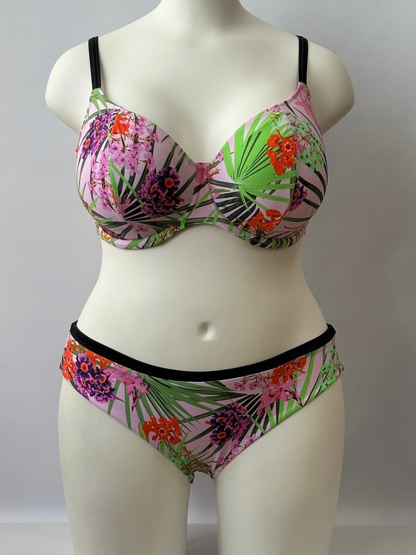 Одежда для пляжа Freya Lost in Paradise модель 4030-4032 Фото