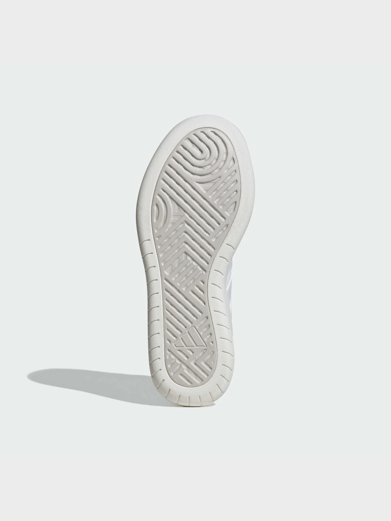 Кроссовки Adidas Court модель IF1657 Кроссовки Adidas Court модель IF1657 Фото