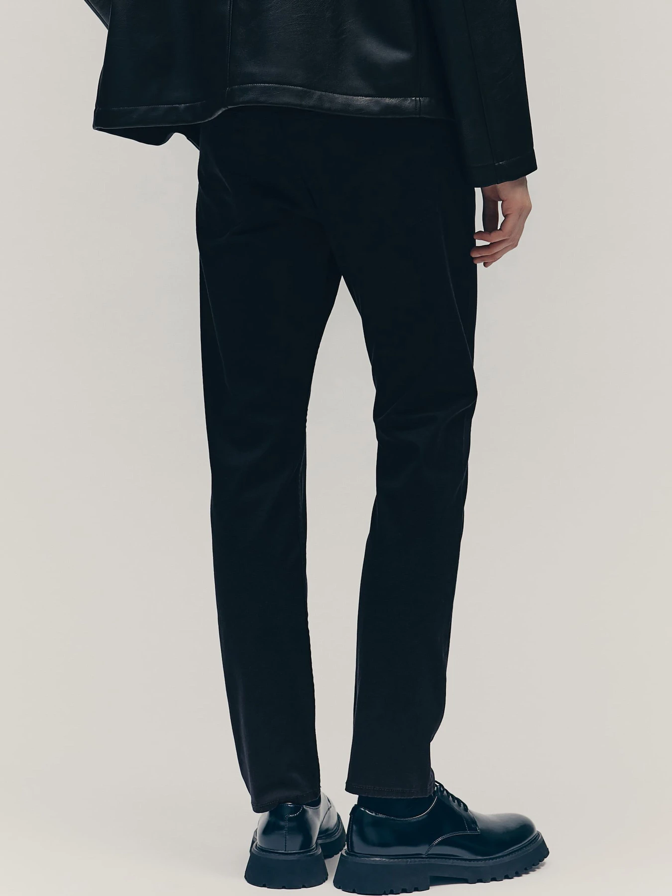 Джинсы H&M модель 74779 Фото