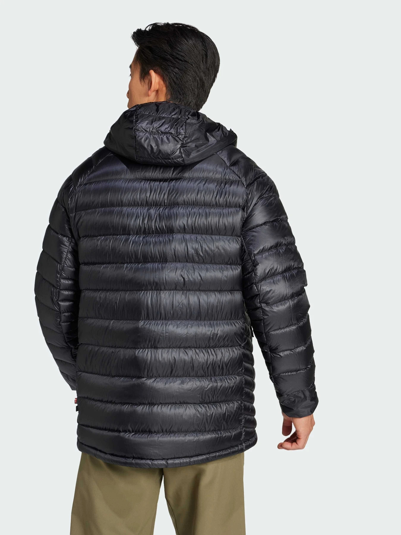 Куртки и дубленки Adidas модель IT3238 Фото