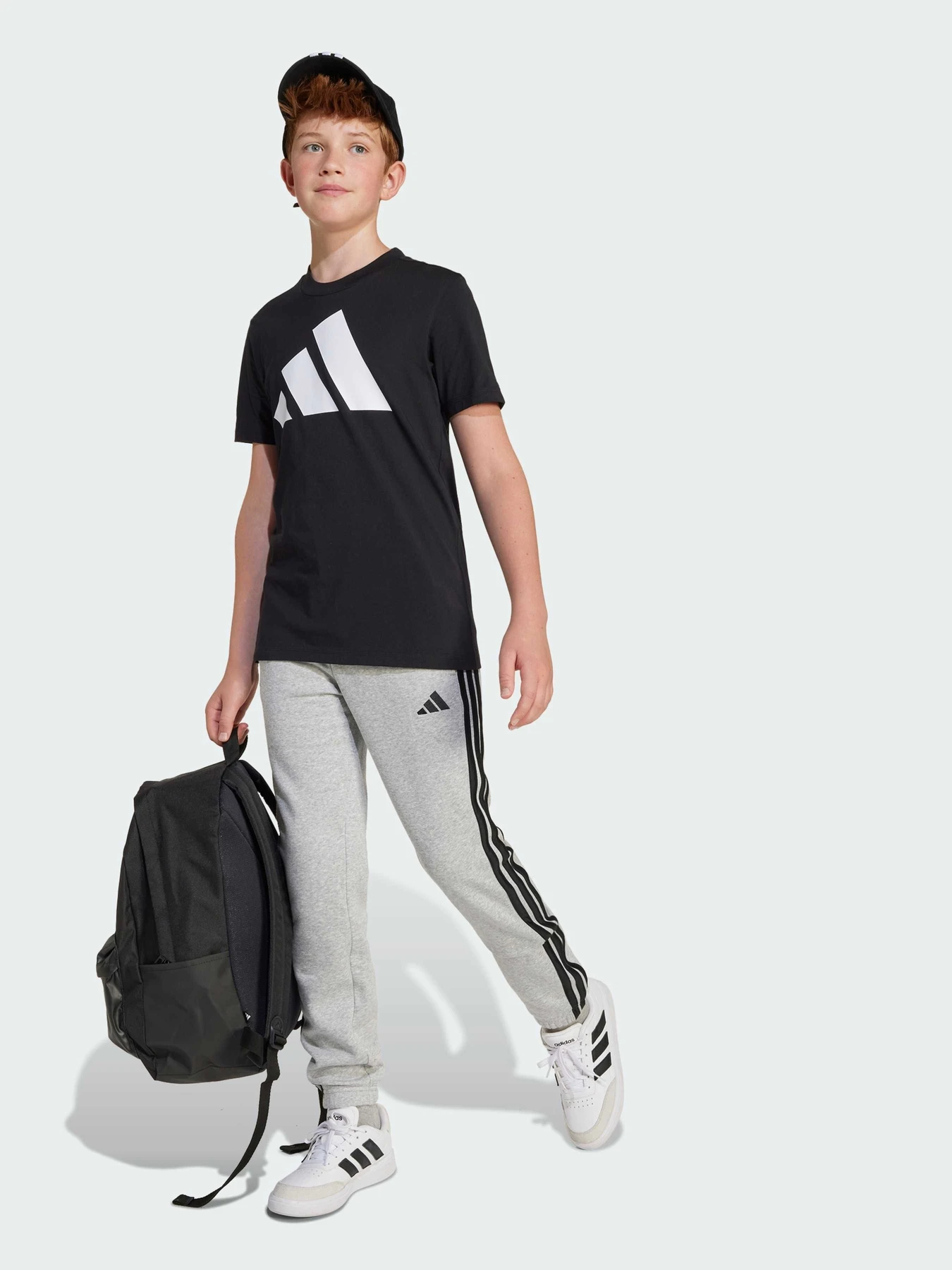 Брюки Adidas модель JE0304 Брюки Adidas модель JE0304 Фото