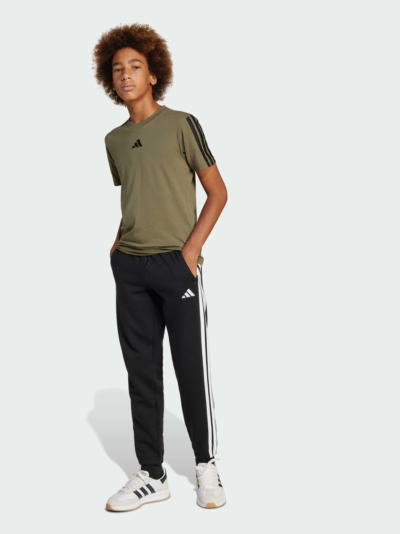 Брюки Adidas модель JJ3540 Брюки Adidas модель JJ3540 Фото