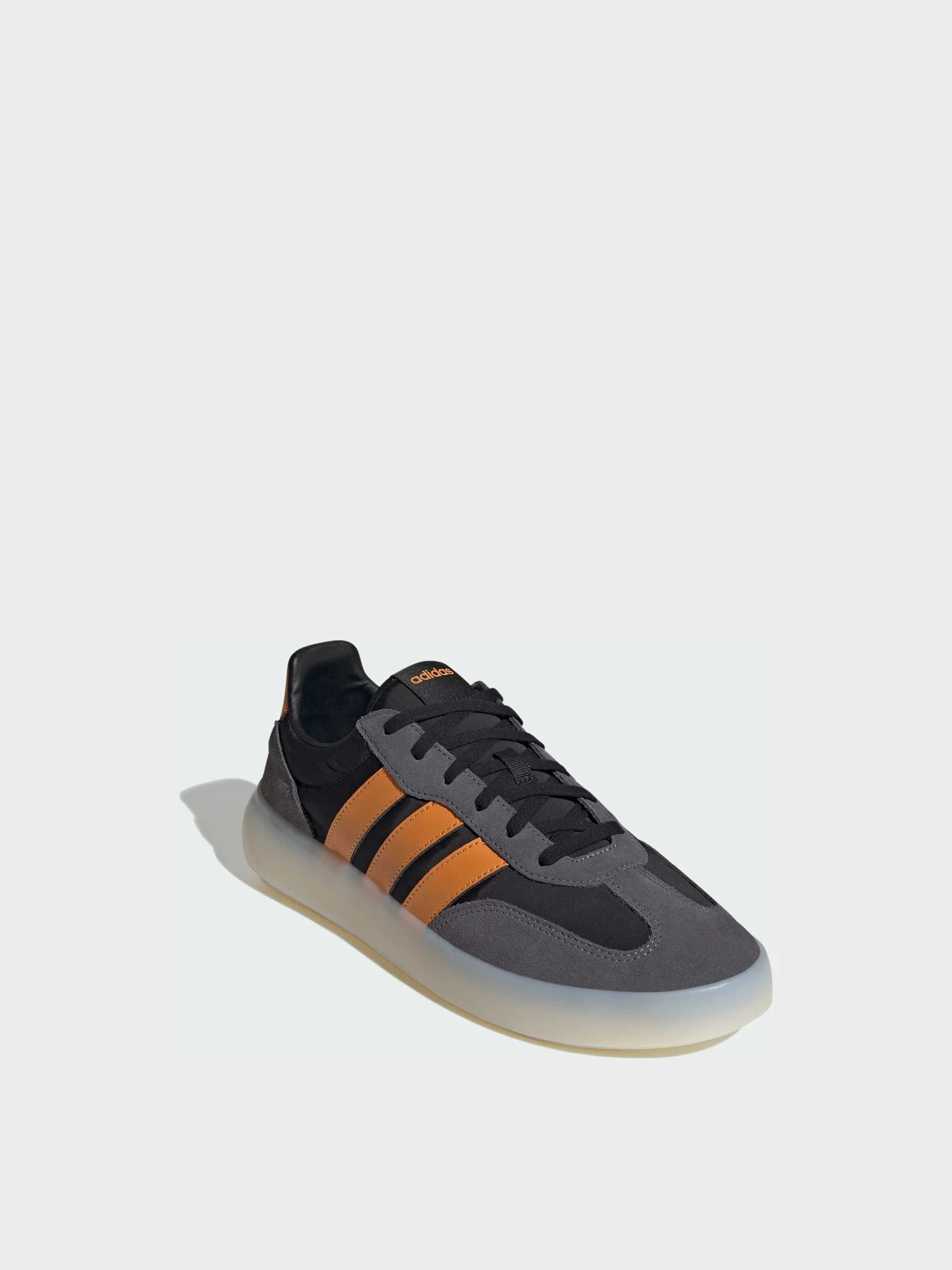 Кросівки Adidas модель JI2320 Фото