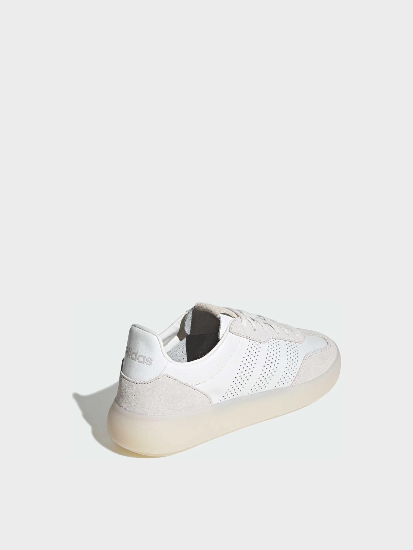 Кросівки Adidas модель JI2326 Фото
