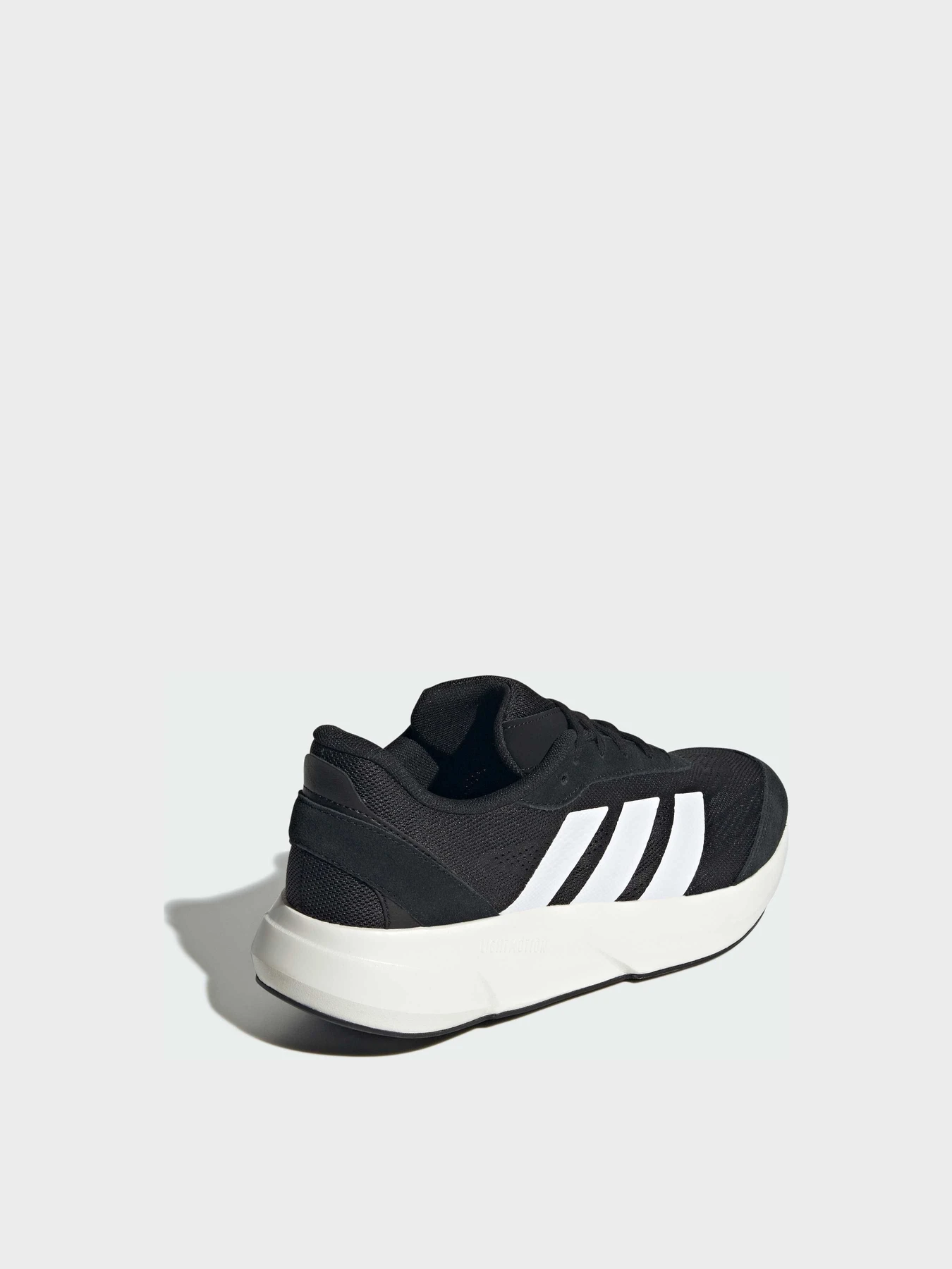 Кроссовки Adidas модель JH9315 Кроссовки Adidas модель JH9315 Фото