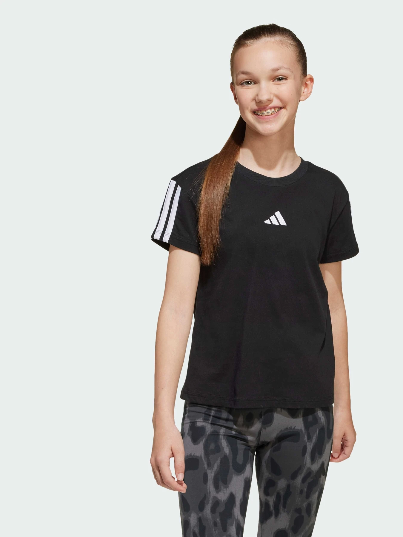Футболки і поло Adidas Adidas Essentials модель JJ0946 Футболки і поло Adidas Adidas Essentials модель JJ0946 Фото