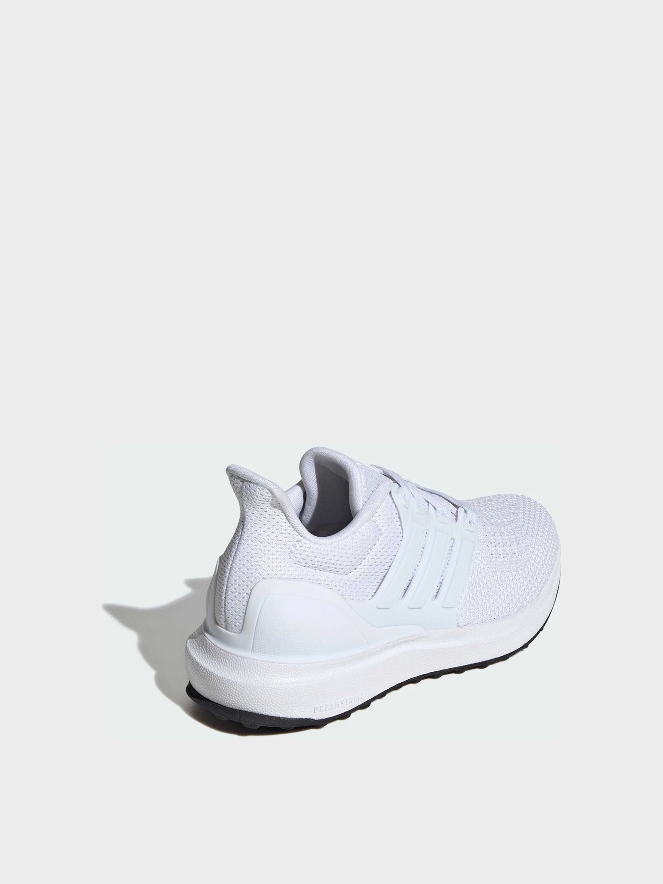 Кроссовки Adidas модель JP7002 Кроссовки Adidas модель JP7002 Фото