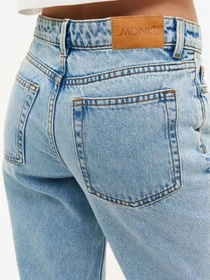 Джинсы Monki модель 74938 Фото