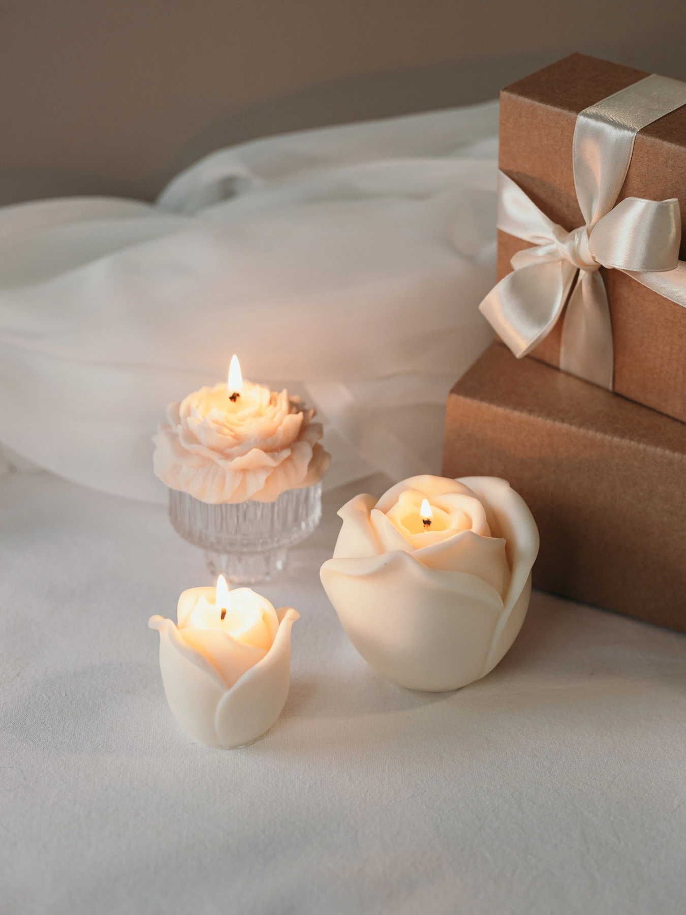 Набір свічок "Білі троянди" з натурального оливкового воску Candle Design модель 200.0010 Фото