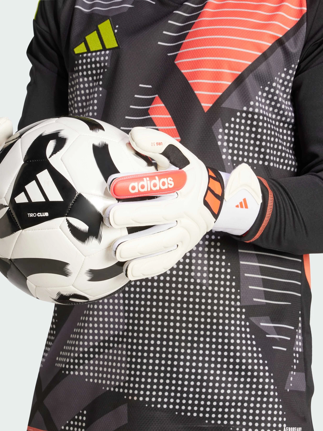 Перчатки для спорта Adidas Copa модель JH3793 Фото