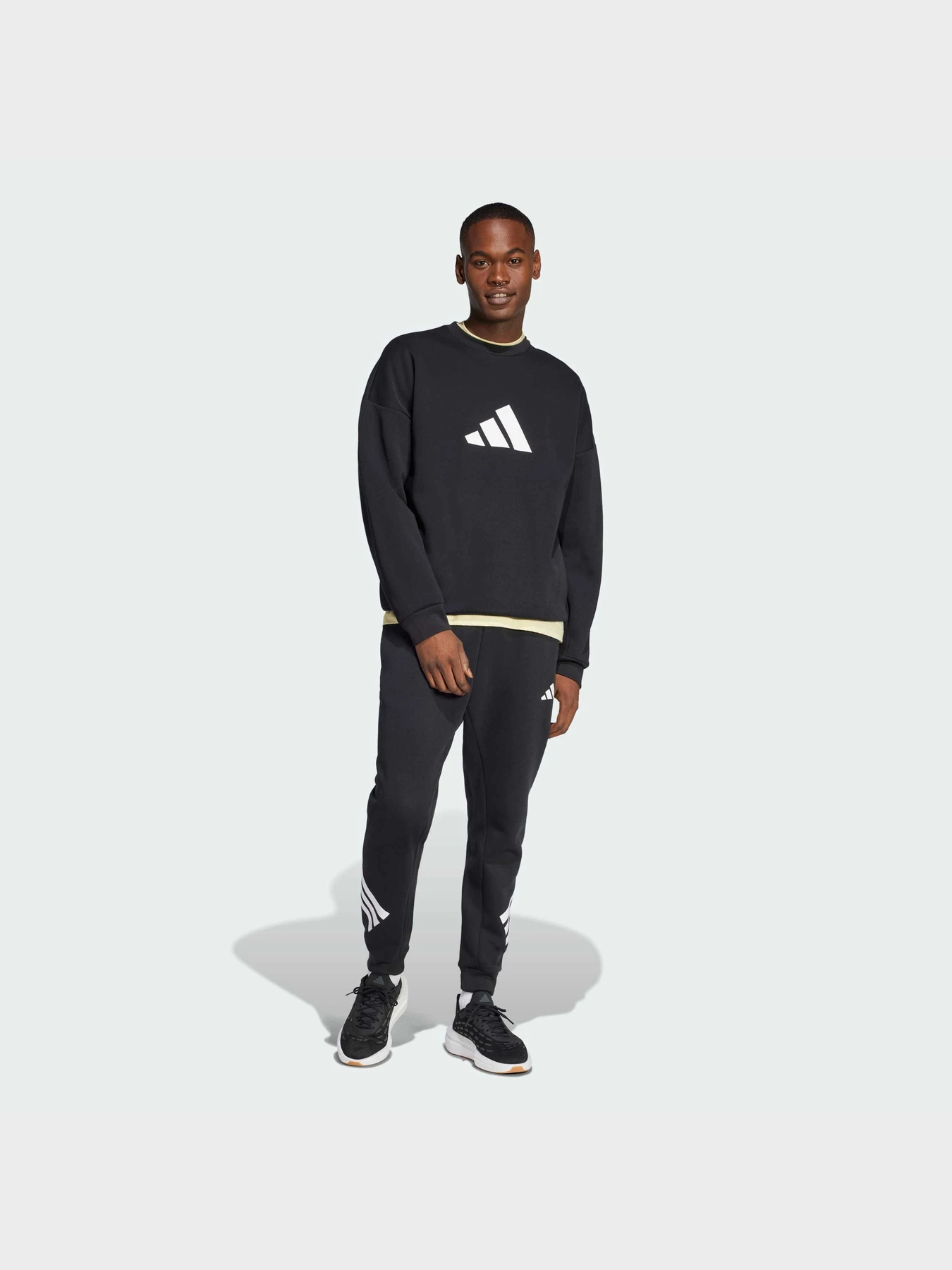 Штани Adidas 3 Stripes модель JD4863 Фото