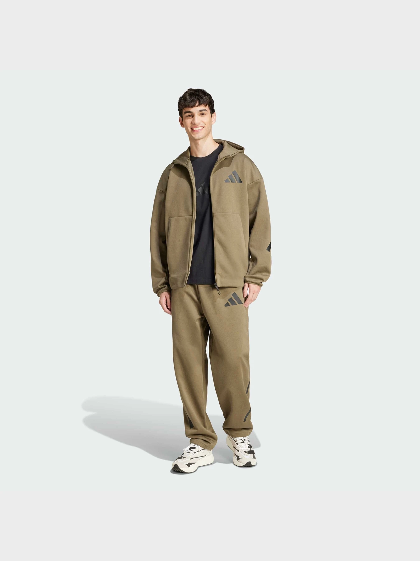 Худі та світшоти Adidas ZNE модель JD2910 Фото