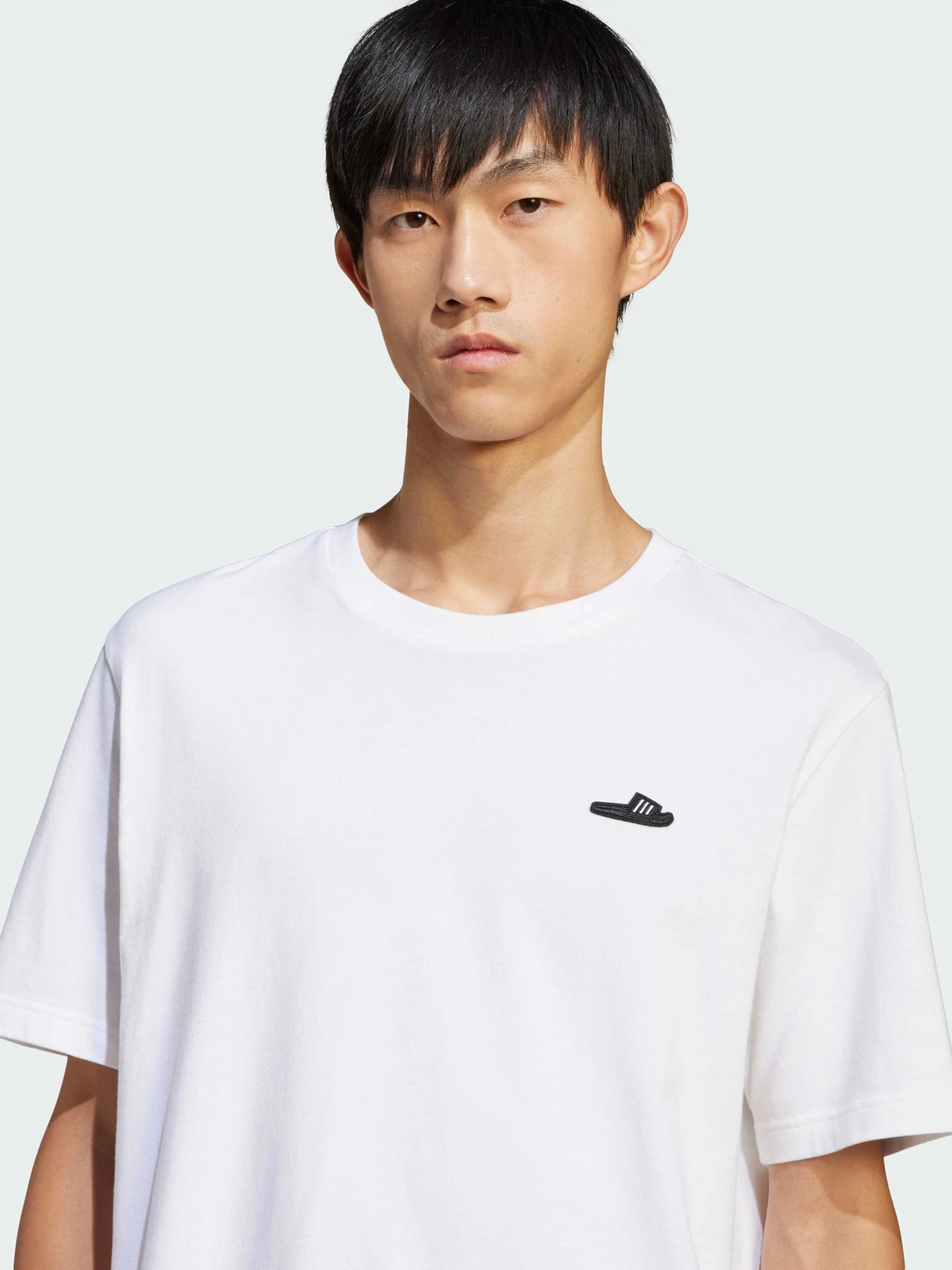 Футболки и поло Adidas модель JJ4002 Футболки и поло Adidas модель JJ4002 Фото