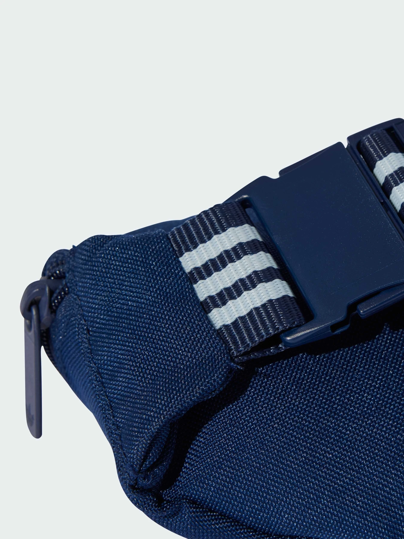 Сумки Adidas Adicolor модель JI9440 Сумки Adidas Adicolor модель JI9440 Фото