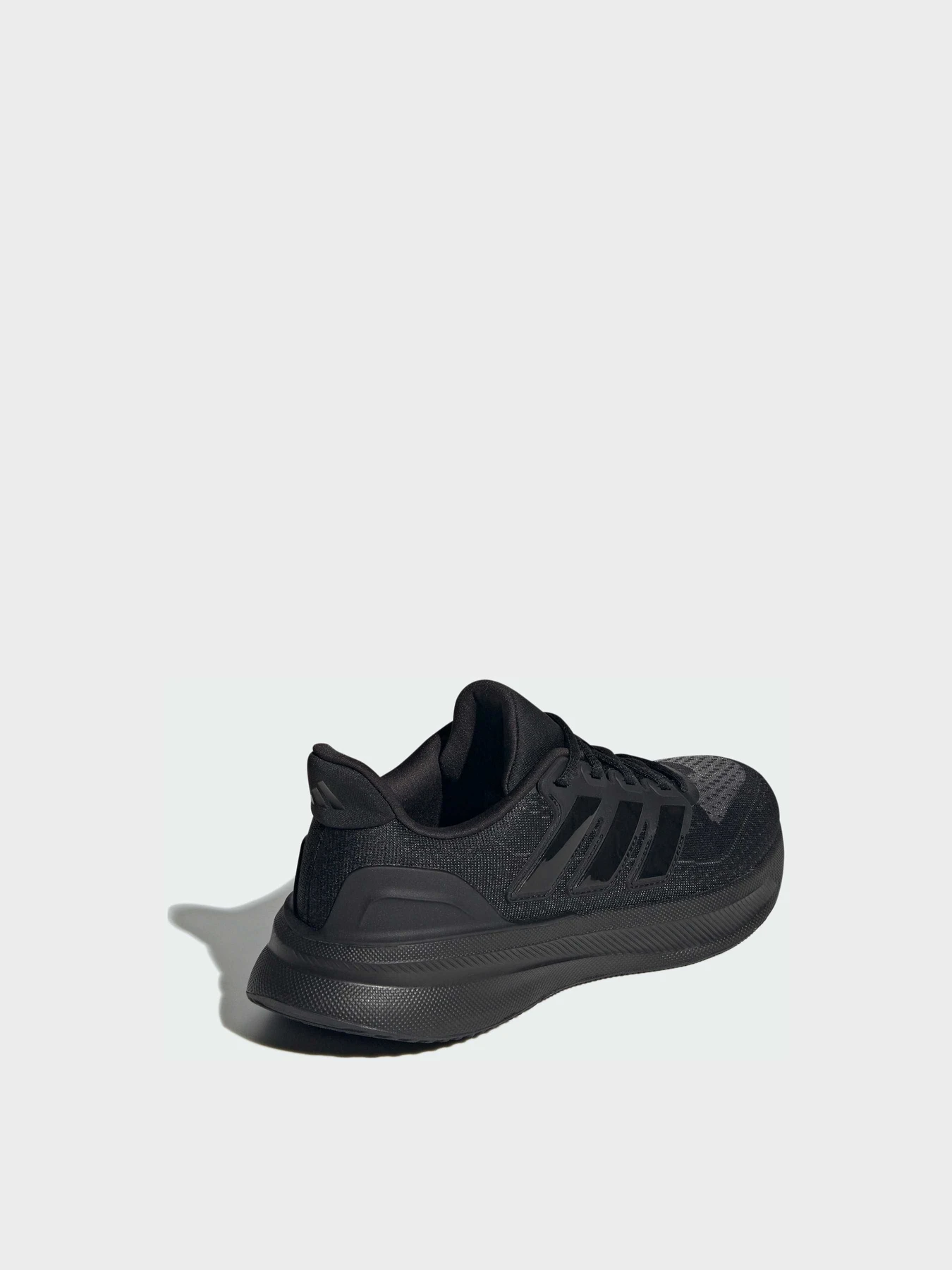 Кроссовки Adidas модель IH2637 Кроссовки Adidas модель IH2637 Фото