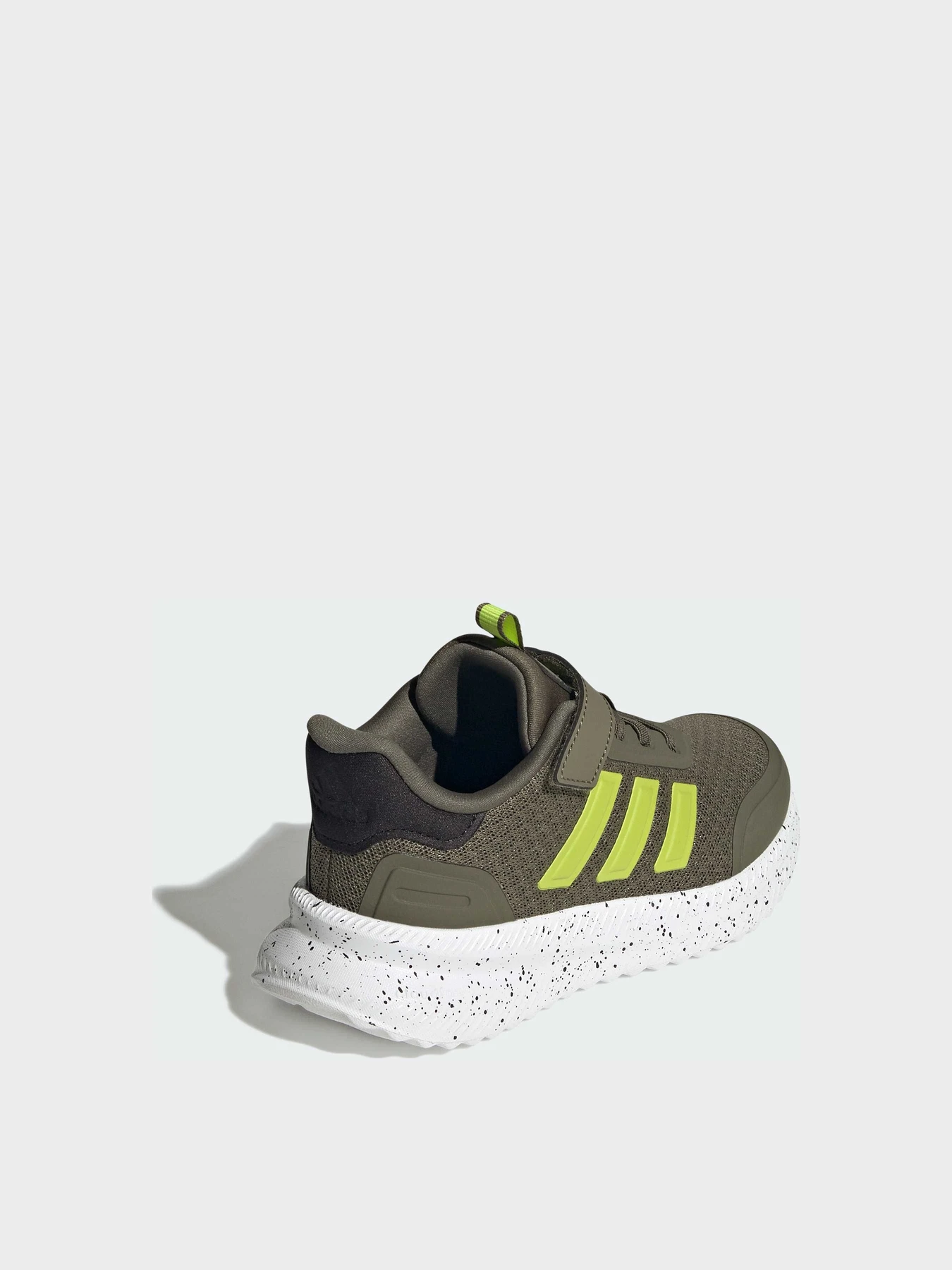 Кроссовки Adidas XPLR модель IH1067 Кроссовки Adidas XPLR модель IH1067 Фото