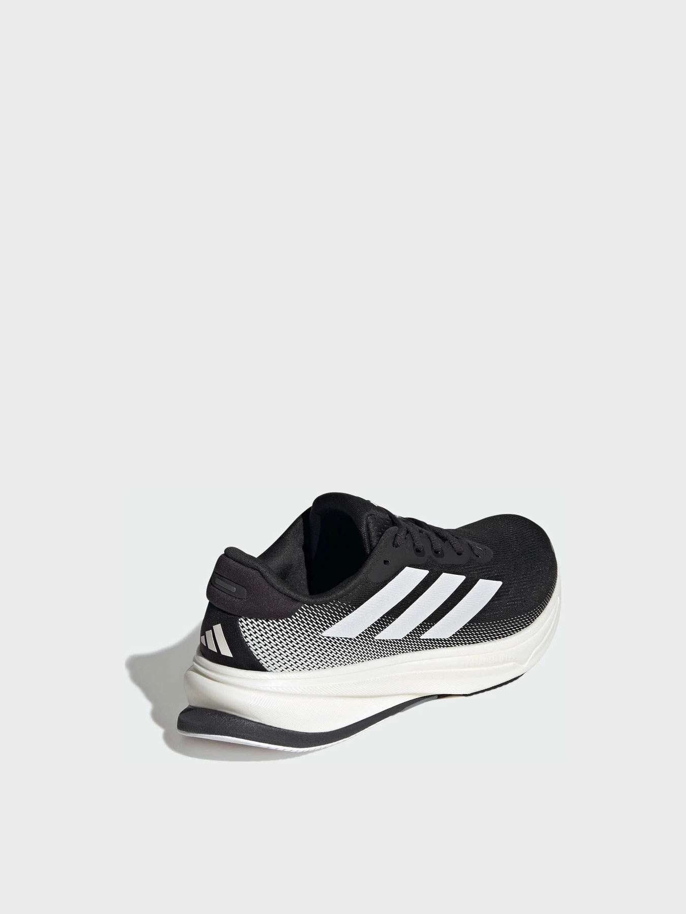 Кроссовки Adidas Supernova модель IH2511 Кроссовки Adidas Supernova модель IH2511 Фото
