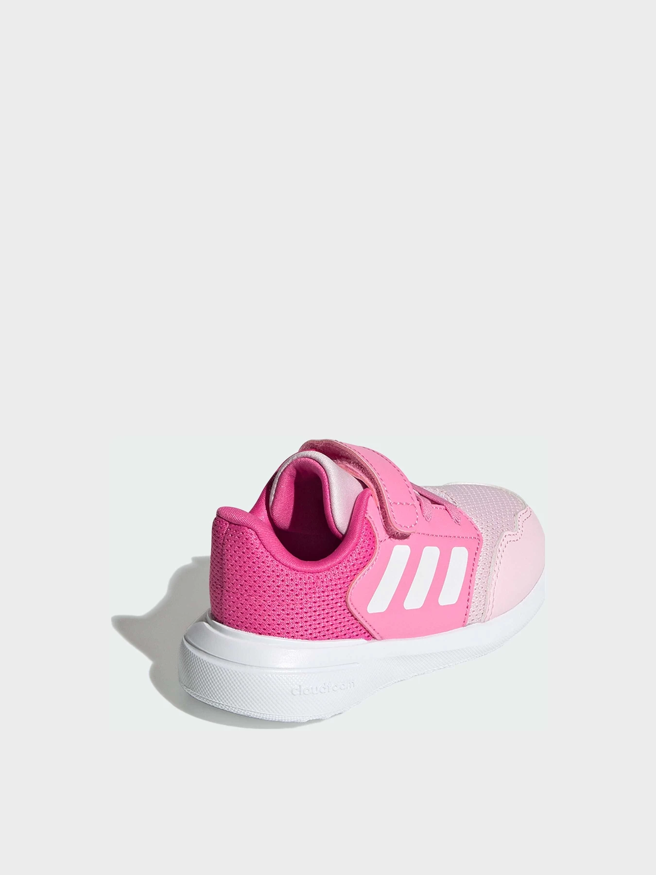 Кроссовки Adidas модель IH7781 Кроссовки Adidas модель IH7781 Фото