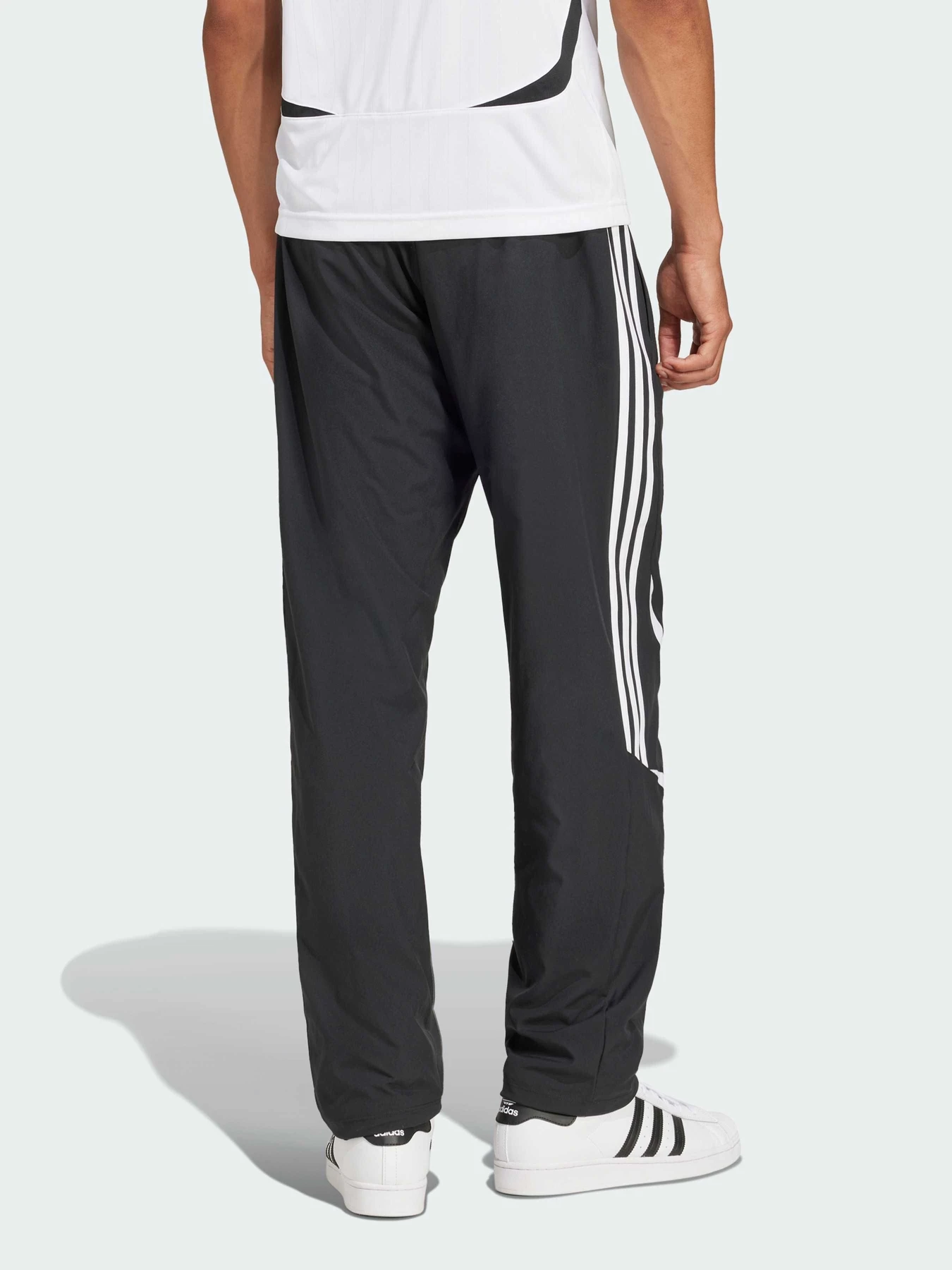Брюки Adidas Adicolor модель JC6228 Фото