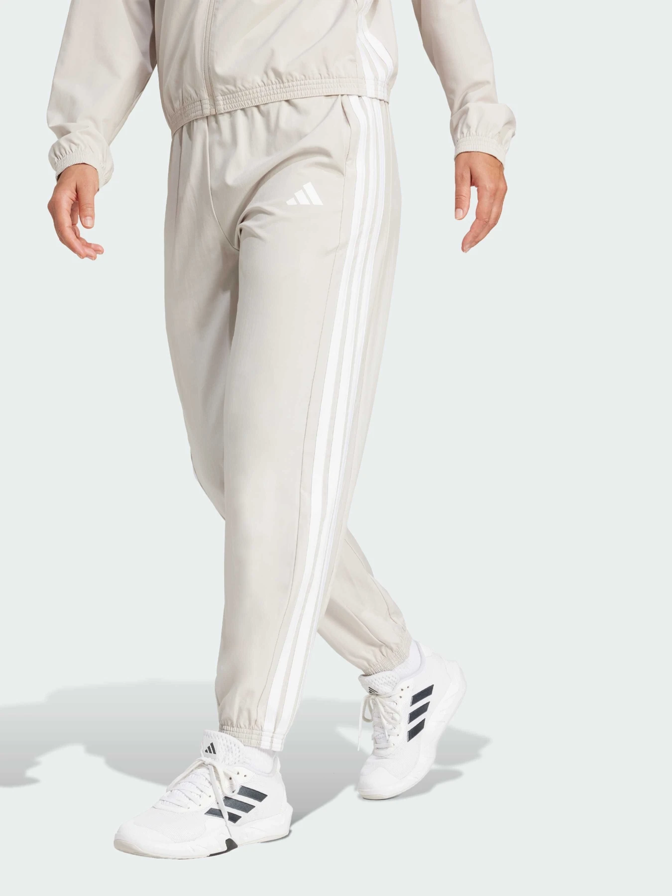 Брюки Adidas 3 Stripes модель JD6522 Брюки Adidas 3 Stripes модель JD6522 Фото