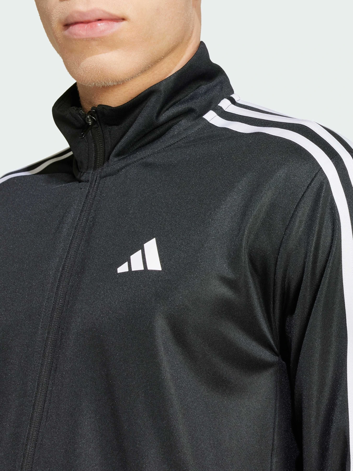 Худи и свитшоты Adidas модель JC7724 Худи и свитшоты Adidas модель JC7724 Фото