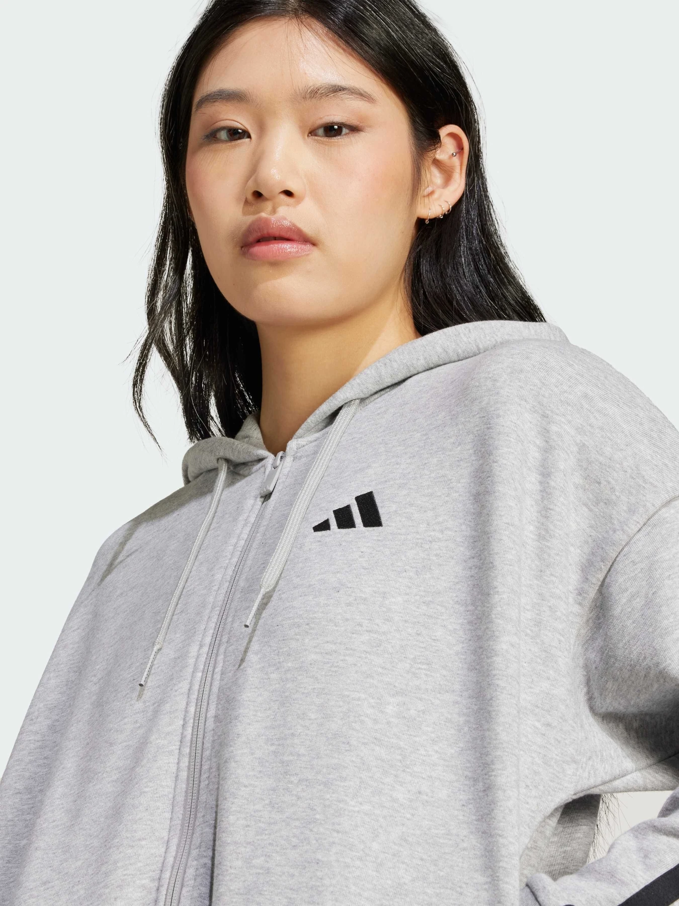 Худи и свитшоты Adidas модель JE0055 Худи и свитшоты Adidas модель JE0055 Фото