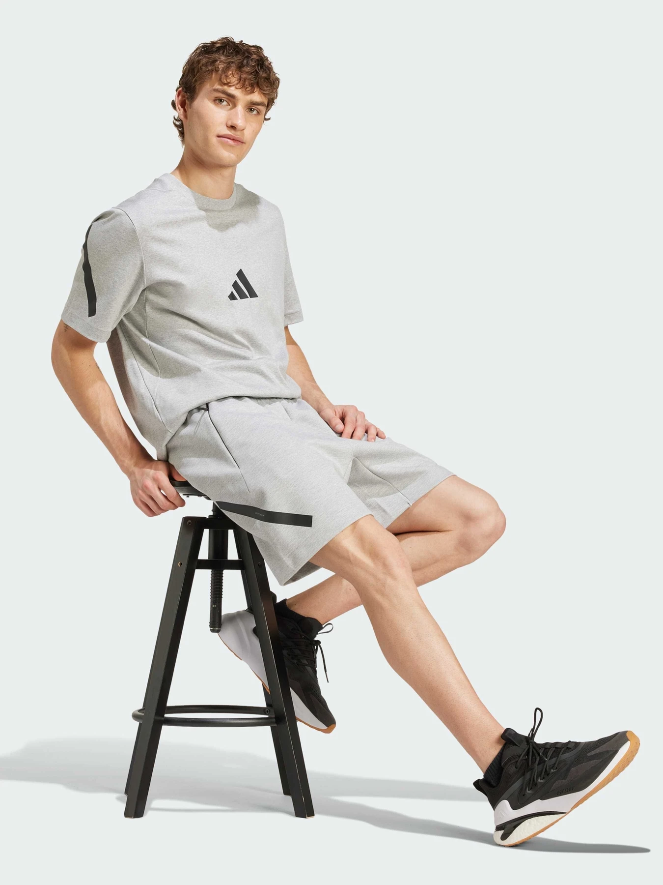 Шорты Adidas ZNE модель JJ4892 Фото