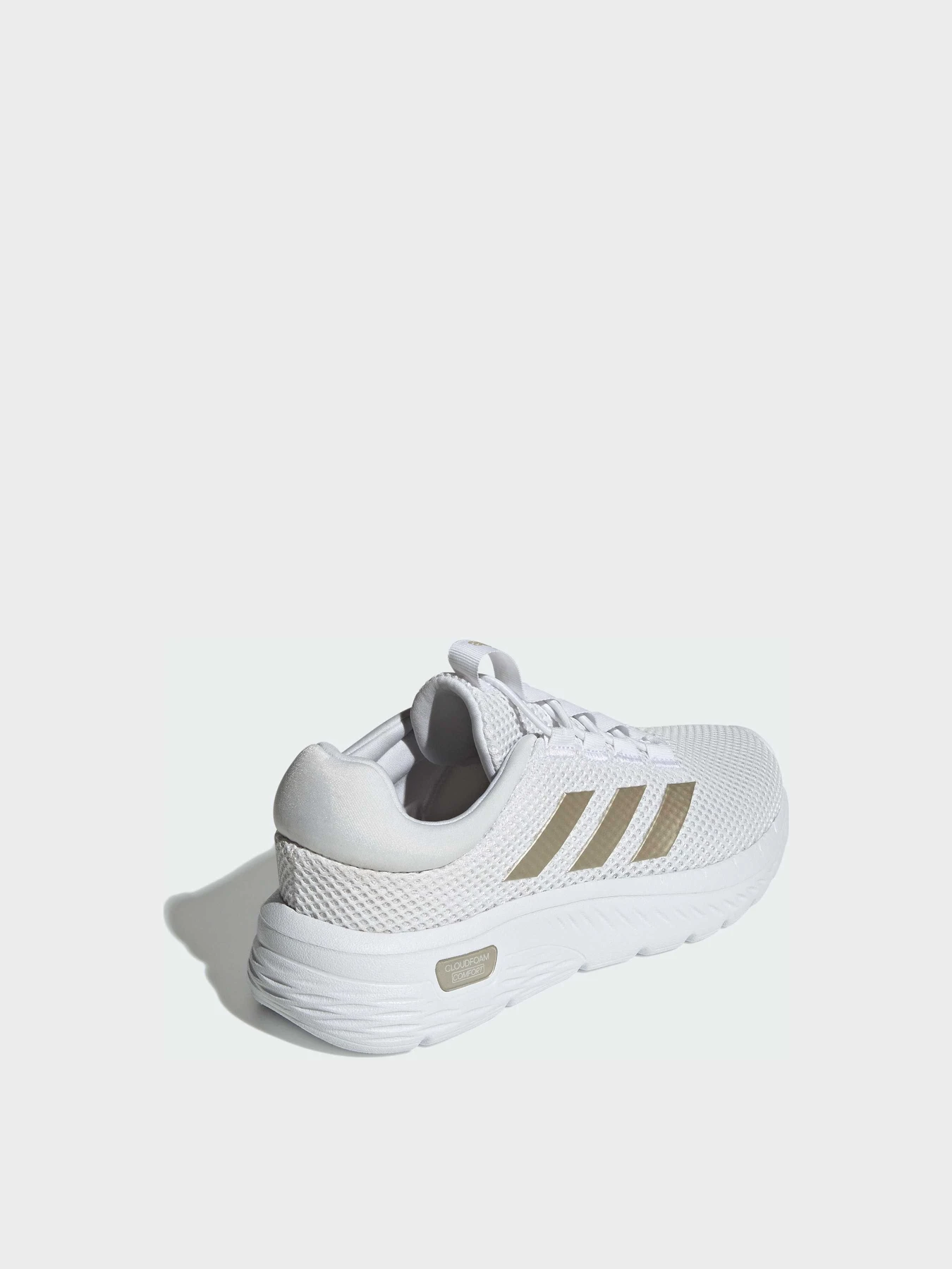 Кроссовки Adidas модель IH3612 Кроссовки Adidas модель IH3612 Фото