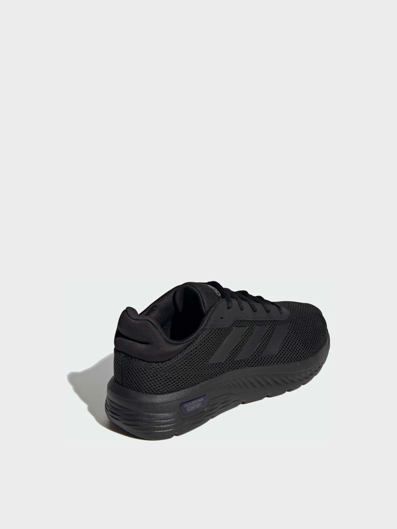 Кроссовки Adidas модель IH6129 Кроссовки Adidas модель IH6129 Фото