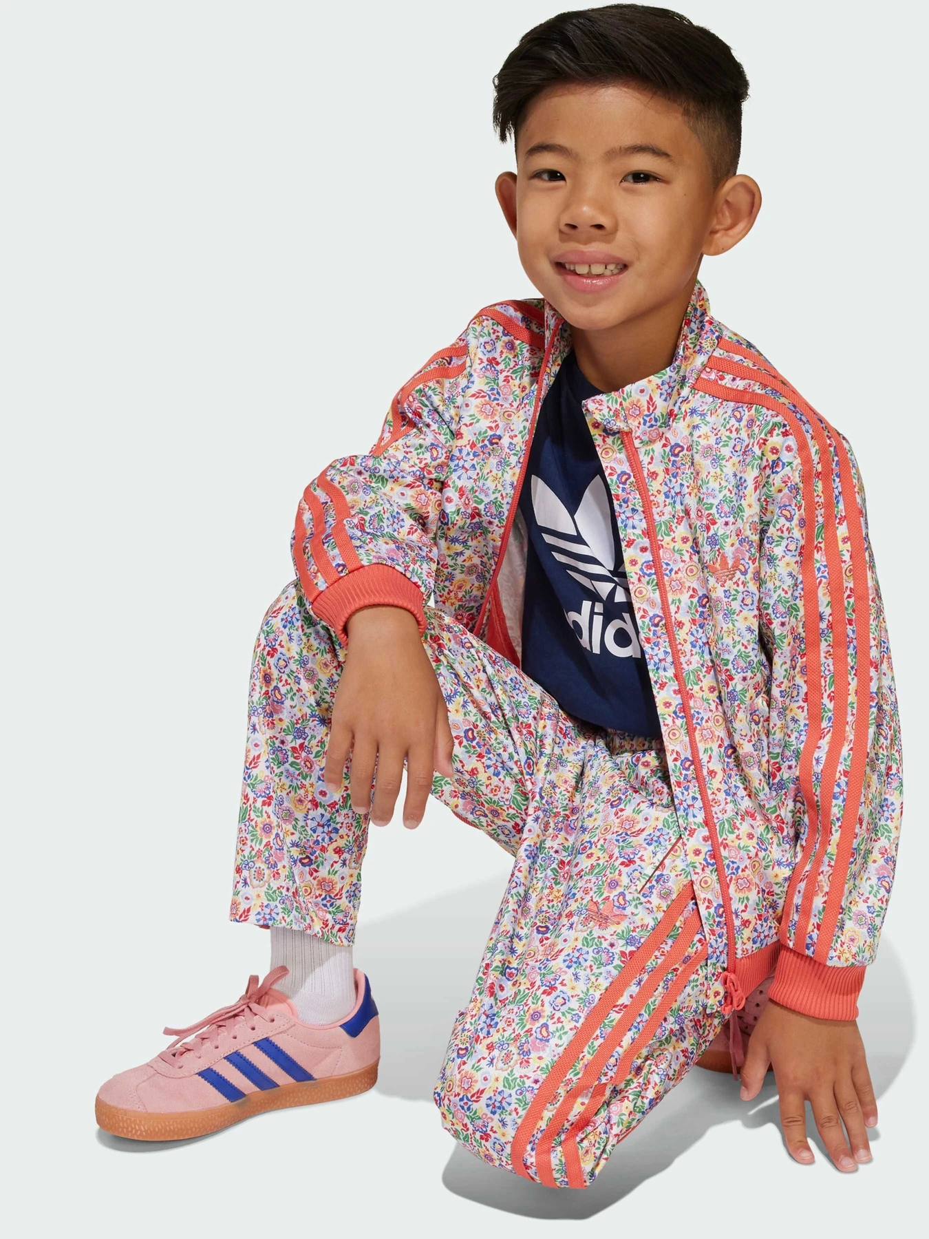 Костюмы Adidas модель JC8899 Костюмы Adidas модель JC8899 Фото