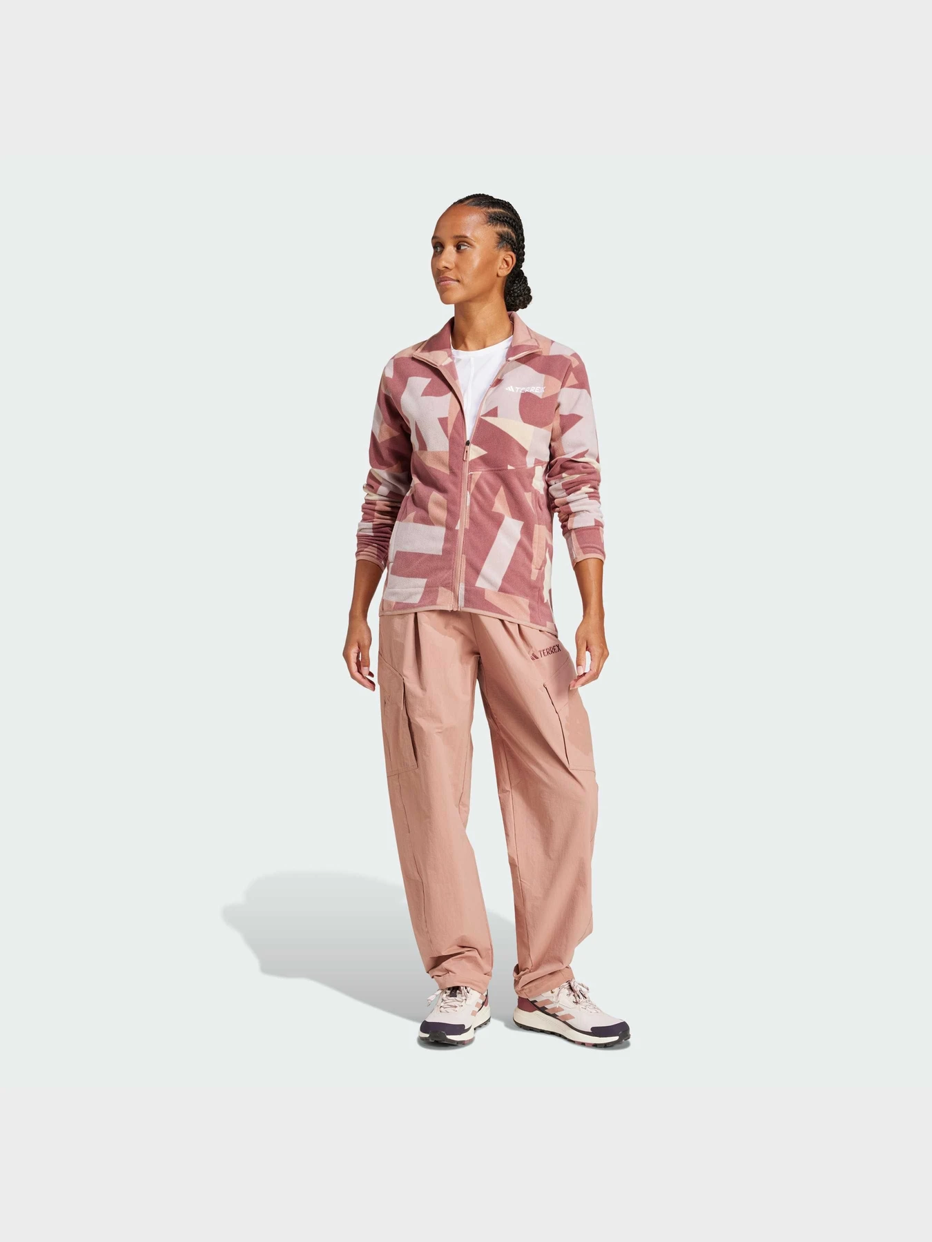 Куртки та дублянки Adidas модель JF9062 Куртки та дублянки Adidas модель JF9062 Фото