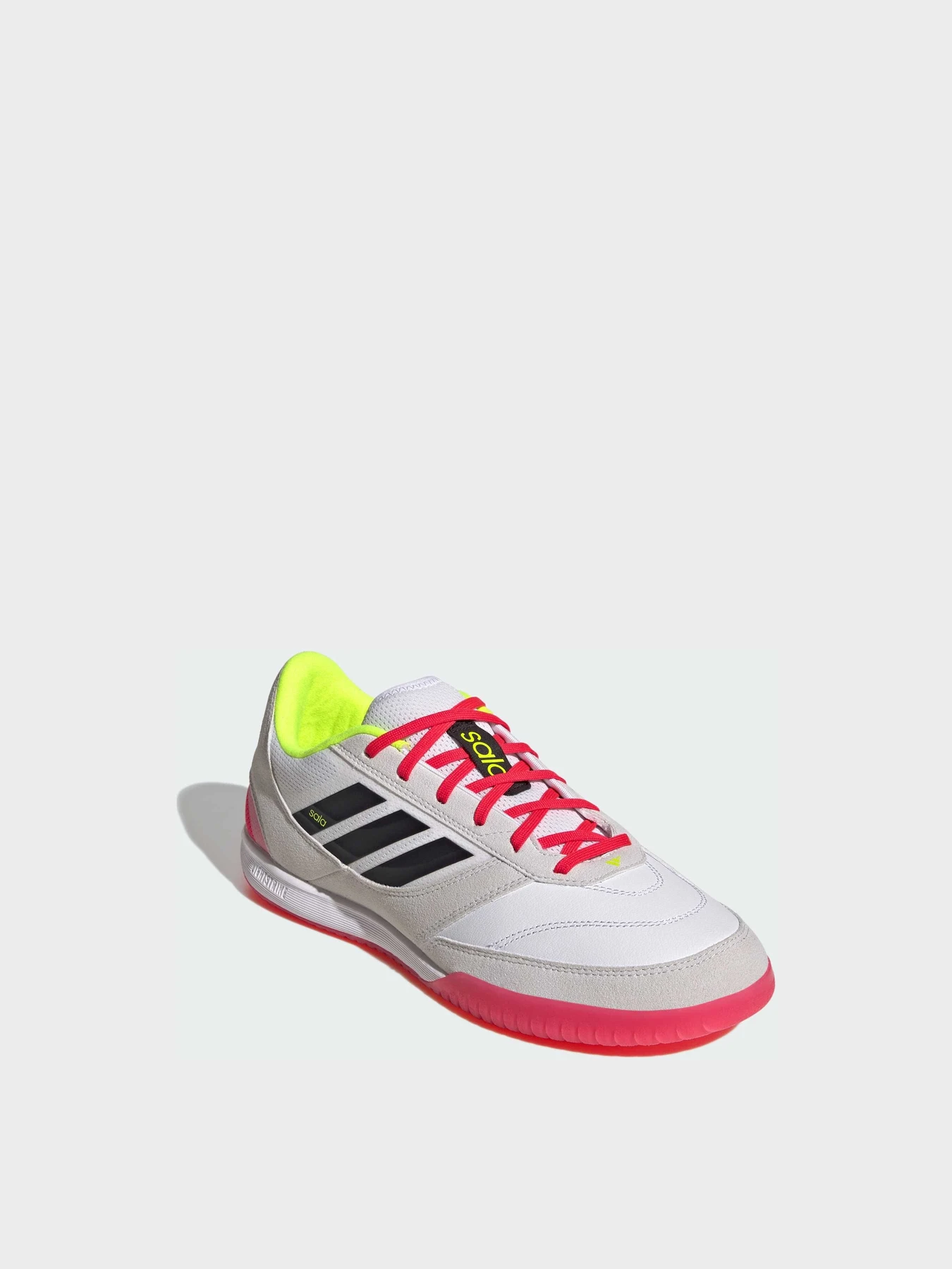 Кроссовки Adidas модель IH7684 Кроссовки Adidas модель IH7684 Фото