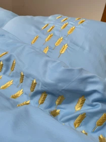 Підковдра небесно-блакитна з вишитими золотими колосками Cozy модель 10494075 Фото