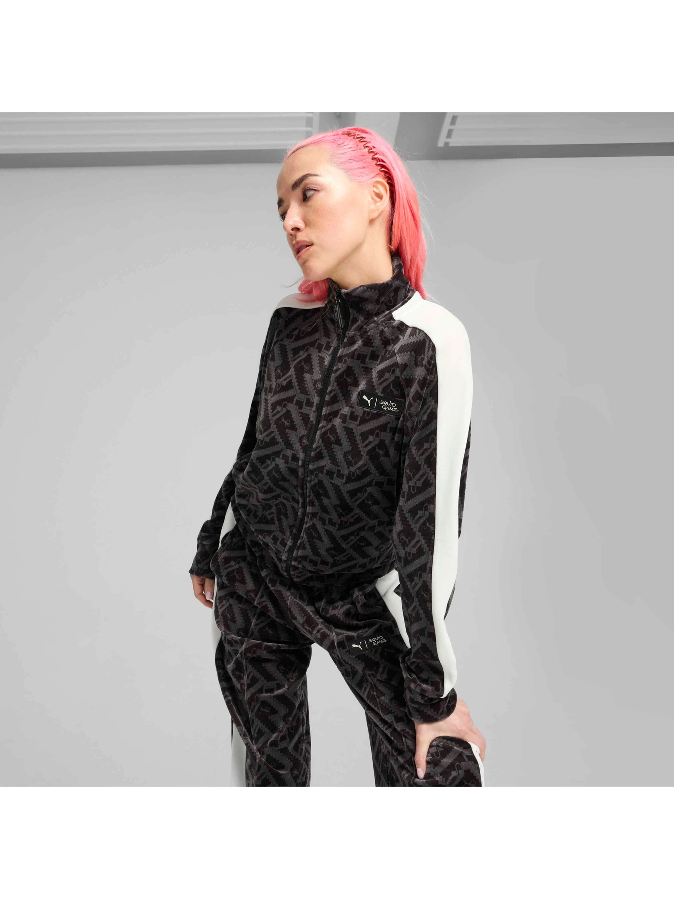 Худі та світшоти PUMA x Squid Game T7 Jacket модель 627432 Фото