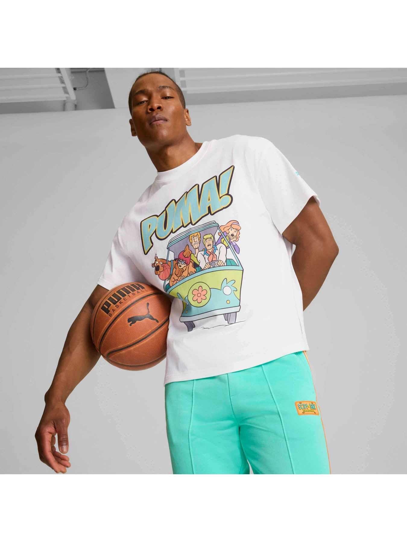 Футболки и поло PUMA Hoops x Scooby Doo Tee модель 630374 Футболки и поло PUMA Hoops x Scooby Doo Tee модель 630374 Фото