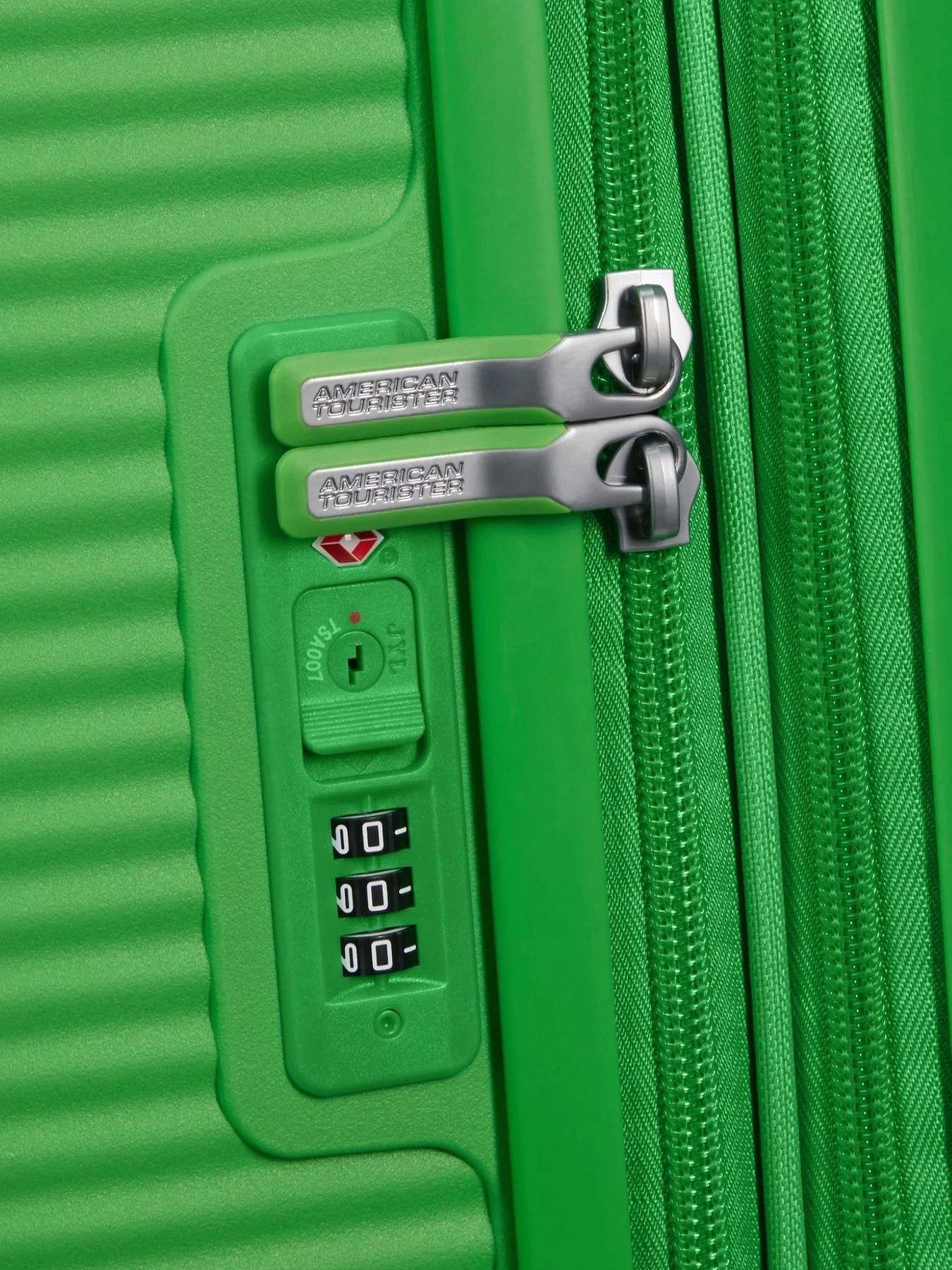 Дорожні сумки та валізи American Tourister модель 32G54003 Фото