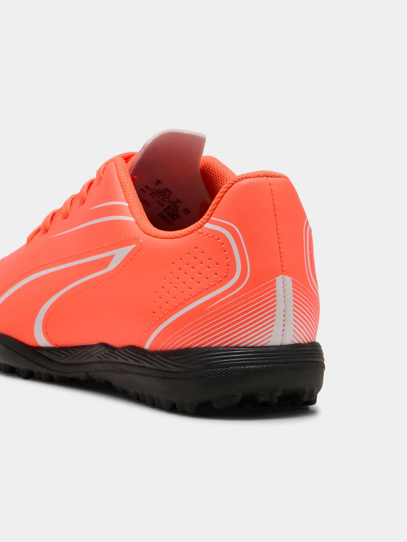 Кроссовки PUMA Vitoria Tt Jr модель 107487 Кроссовки PUMA Vitoria Tt Jr модель 107487 Фото