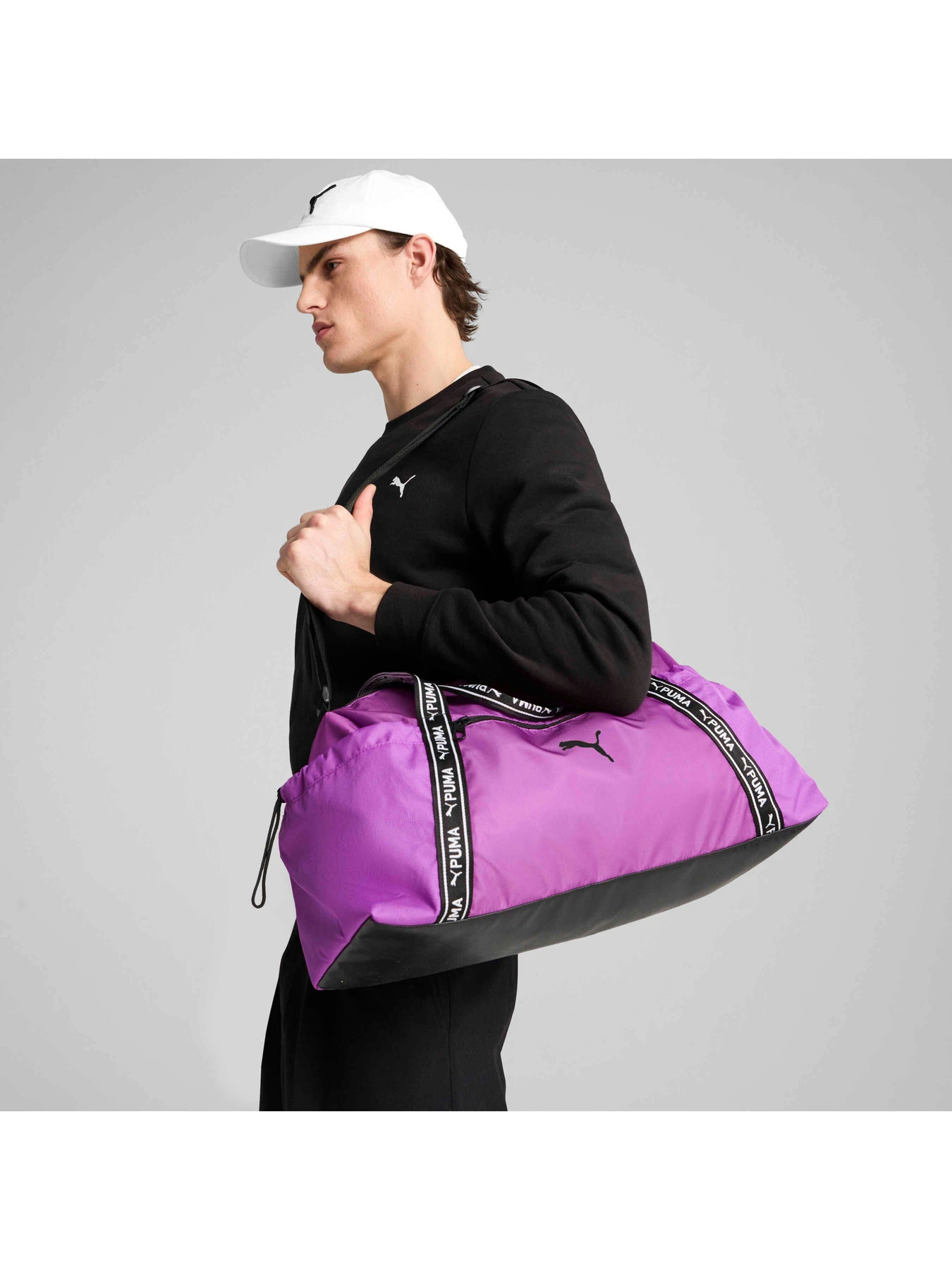 Сумки PUMA At Ess Sports Bag модель 090780 Фото