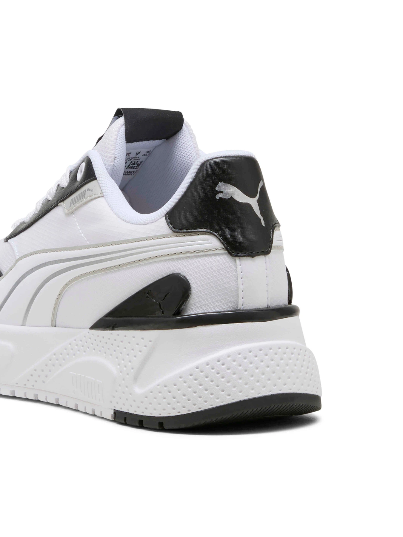 Кроссовки PUMA R78 Disrupt Lt модель 399066 Фото
