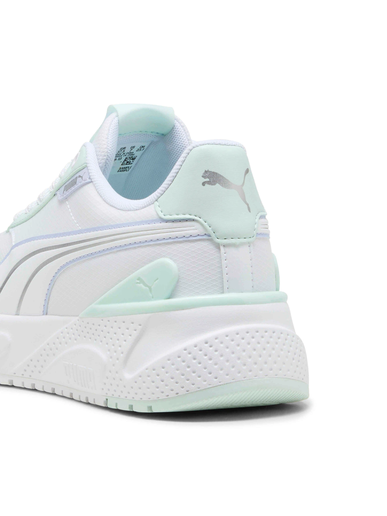 Кроссовки PUMA R78 Disrupt Lt модель 399066 Кроссовки PUMA R78 Disrupt Lt модель 399066 Фото