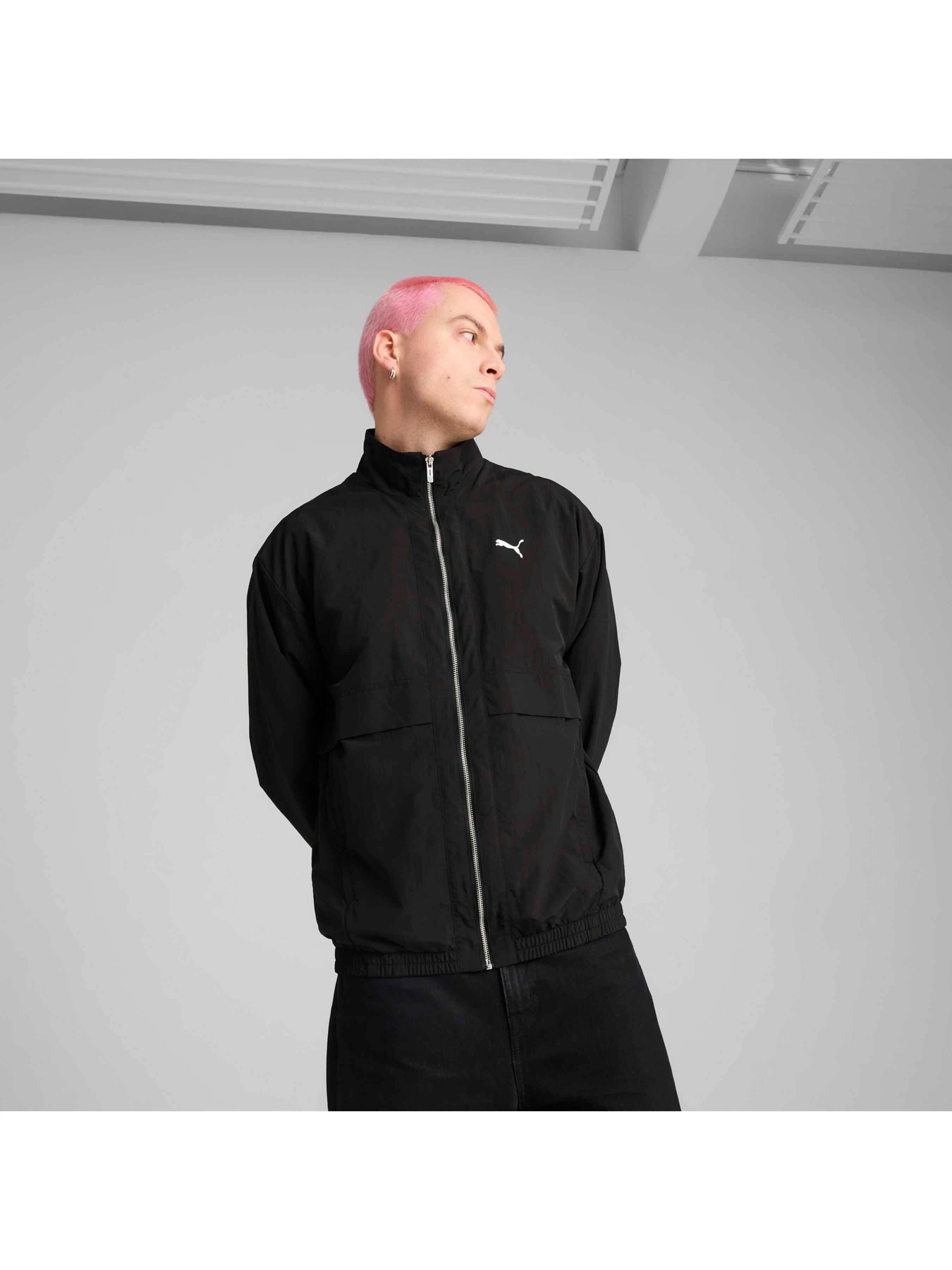 Куртки та дублянки PUMA Style Windbreaker модель 629902 Куртки та дублянки PUMA Style Windbreaker модель 629902 Фото