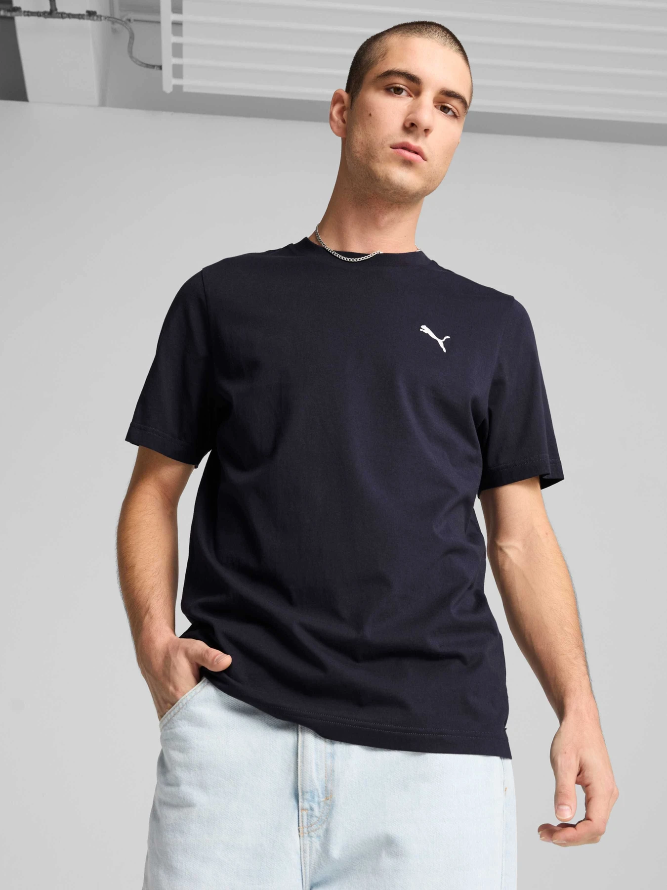 Футболки и поло PUMA Ess Small Logo Tee модель 682538 Фото