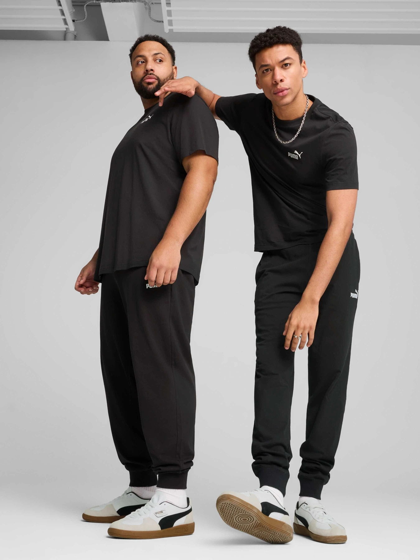 Брюки PUMA Ess No. 1 Logo Jersey Pants модель 682618 Брюки PUMA Ess No. 1 Logo Jersey Pants модель 682618 Фото