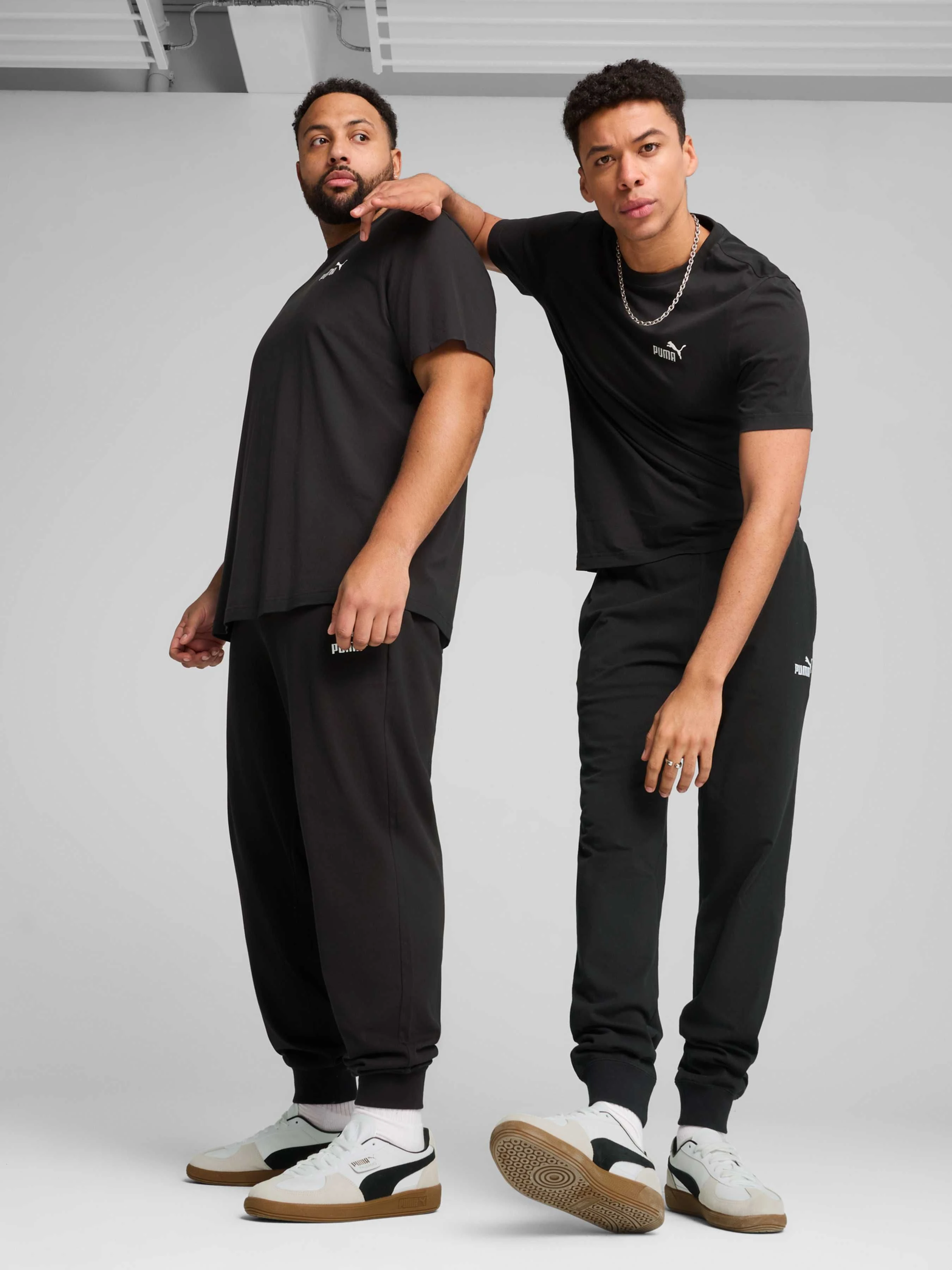 Чоловічі Спортивні штани PUMA Ess No. 1 Logo Jersey Pants фото 3