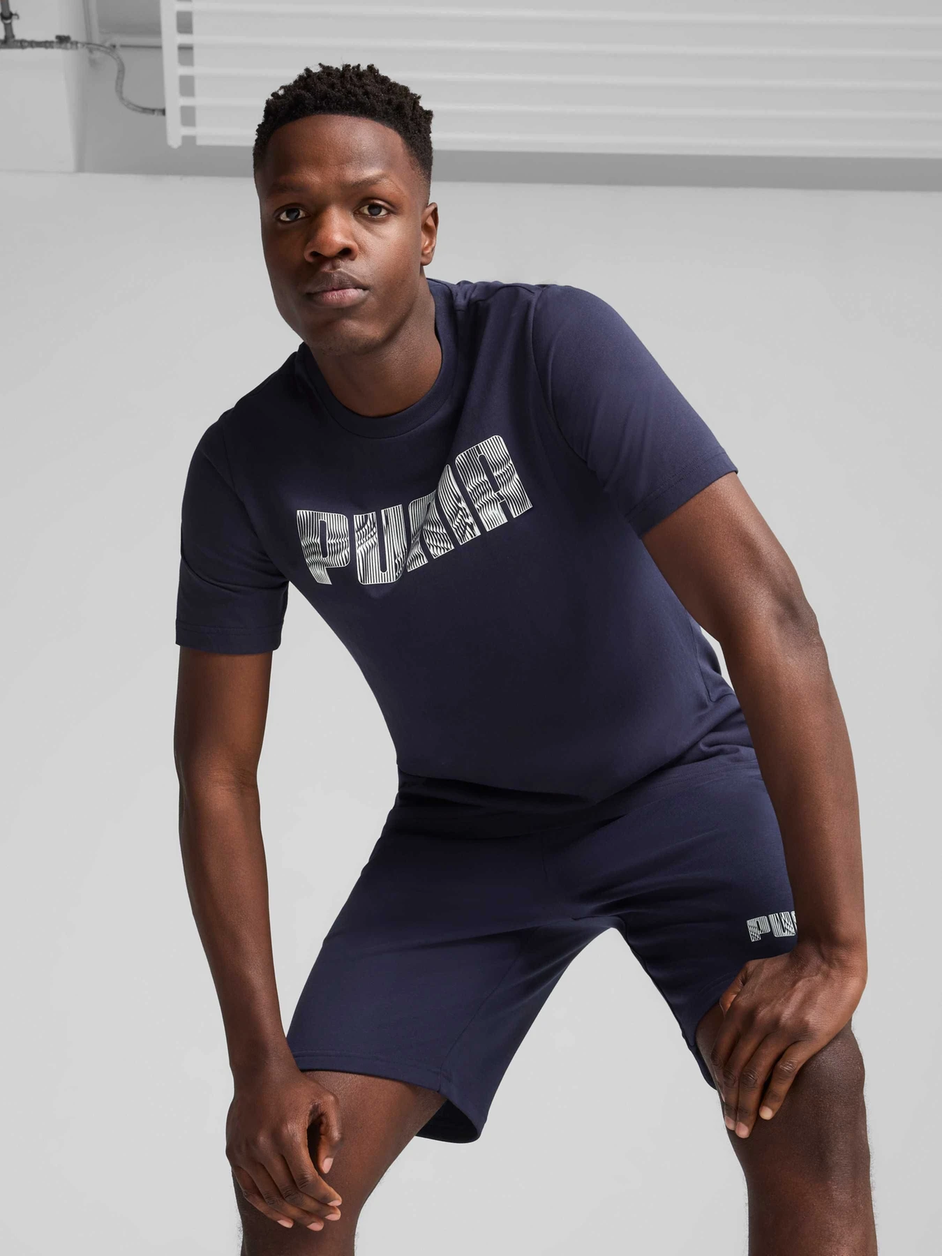 Футболки и поло PUMA Tee модель 684659 Футболки и поло PUMA Tee модель 684659 Фото